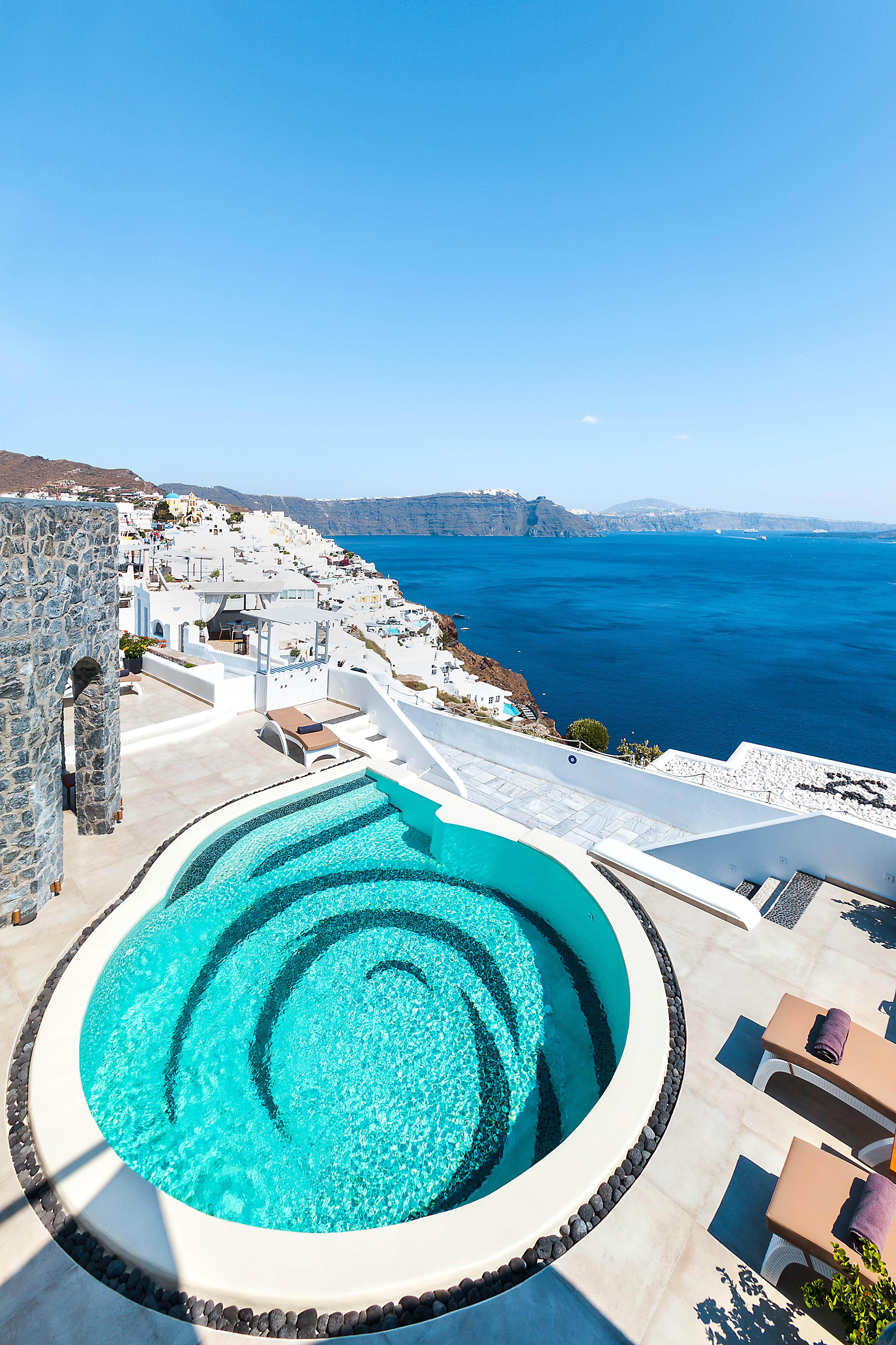 Santorini Secret Premium Hotel Oía Exterior photo